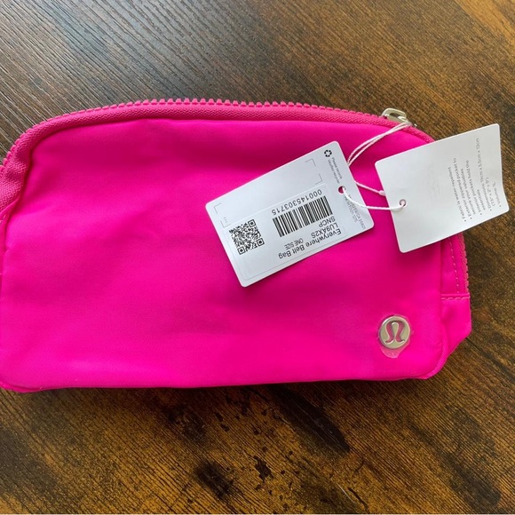 Lululemon Everywhere belt bag 1L Sonic Pink - Picture 12 of 12